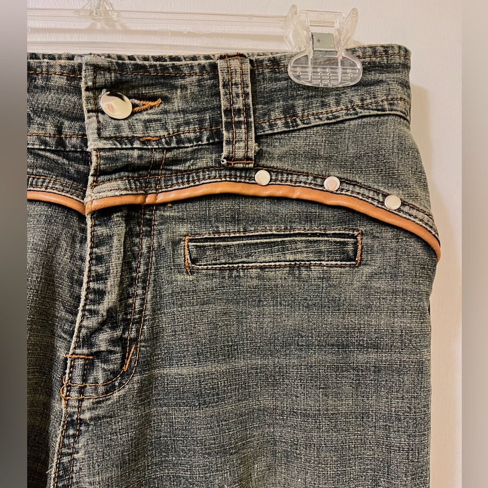 Vintage Y2K Flare Embroidered Floral Rose Faux Leather 100% Cotton Jeans size 30 - Picture 6 of 9